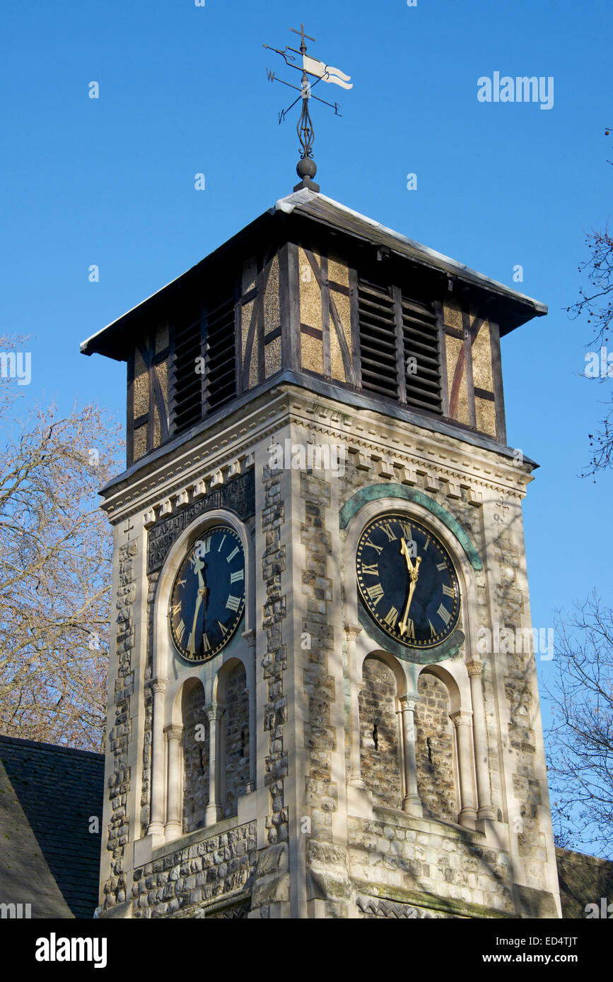 Clock Tower St Pancras vecchia chiesa di St pancreas modo North London Inghilterra England Foto Stock
