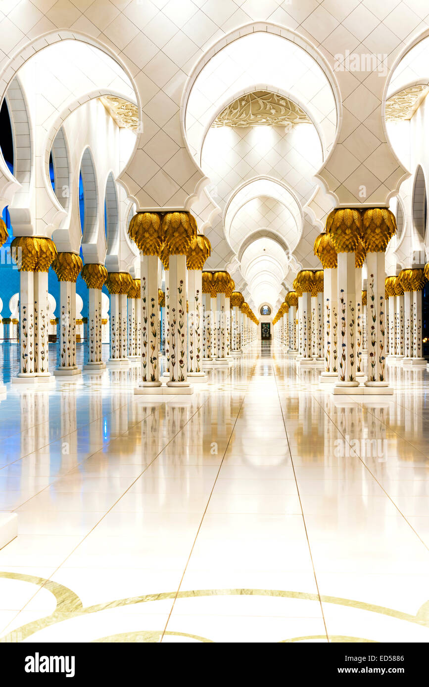 Abu Dhabi Sheikh Zayed Moschea Bianca Foto Stock