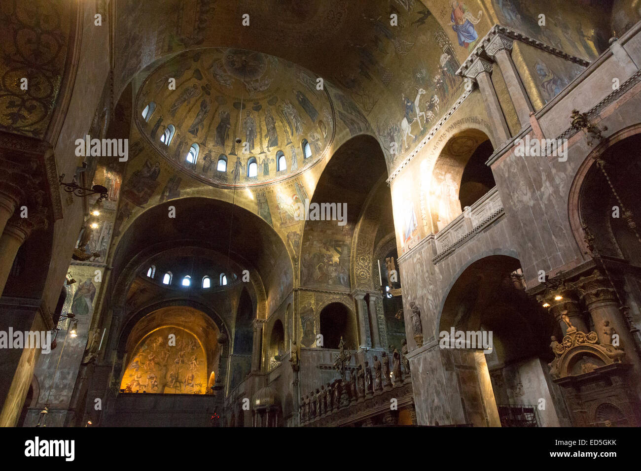 Interno del transetto,la Basilica di San Marco, Venezia, Italia Foto Stock