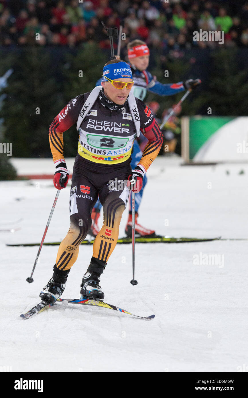 Erik minore della Germania compete nel Mondo Biathlon Team Challenge alla Veltins Arena. Foto Stock