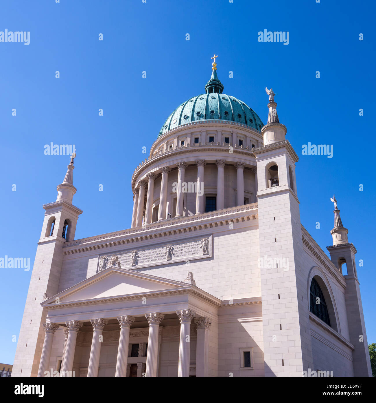 San Nikolai chiesa di Potsdam in estate Foto Stock