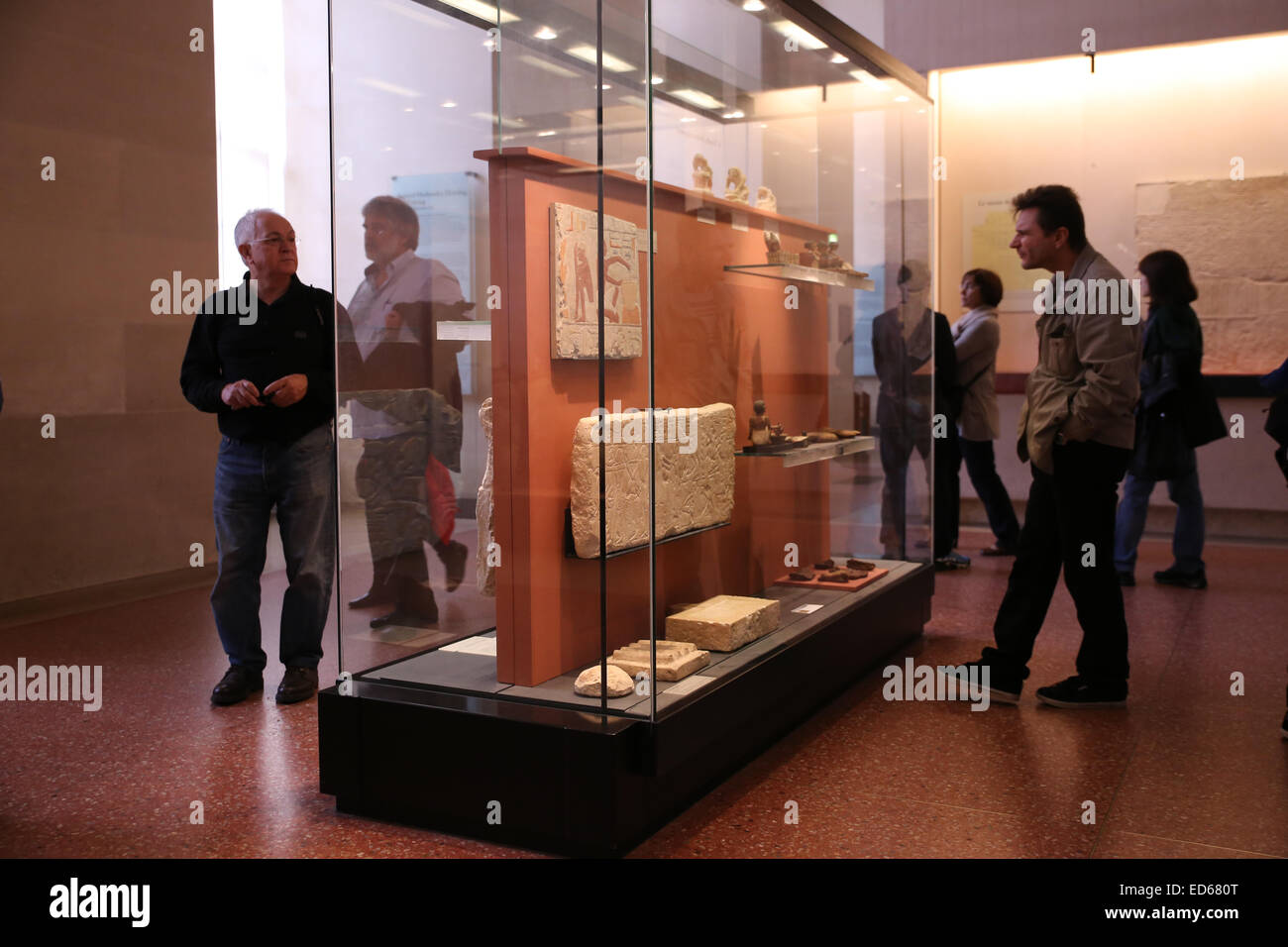 I turisti manufatti egizi arte Foto Stock