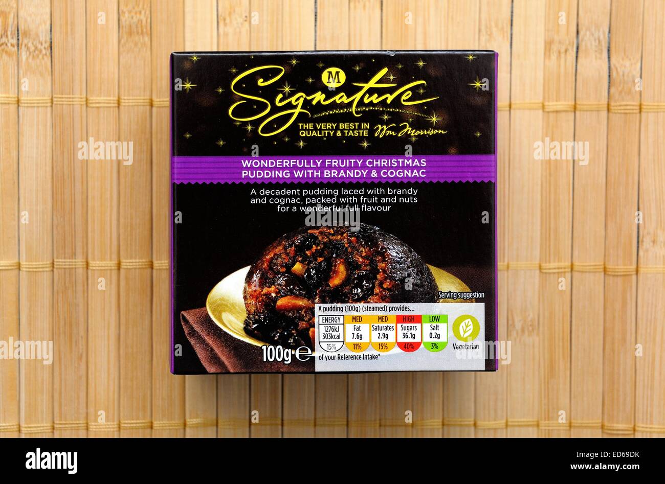 Morrisons firma pudding natalizio con il brandy e il cognac Inghilterra REGNO UNITO Foto Stock