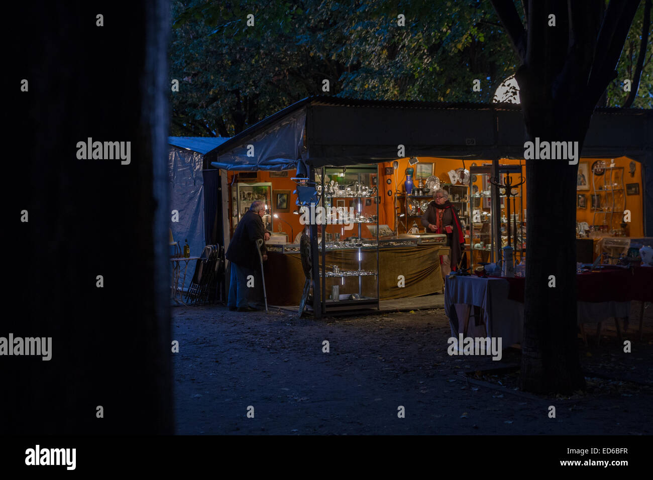 Parigi il mercato delle pulci Foto Stock