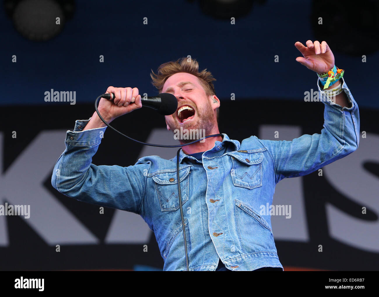 Glastonbury Festival 2014 - Prestazioni - Day 2 - Kaiser Chiefs con: Ricky Wilson dove: Glastonbury, Regno Unito quando: 27 Giu 2014 Foto Stock