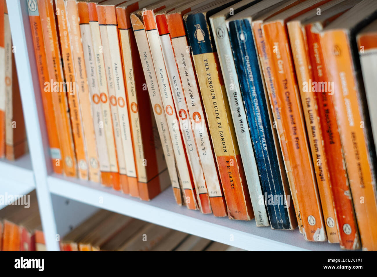 Vintage paperback pubblicato da penguin Books - tardi anni quaranta alla fine degli anni sessanta Foto Stock