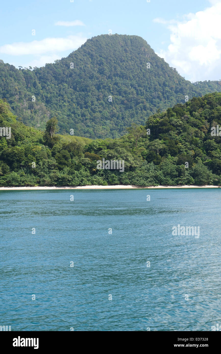 Incontaminata di meta turistica Koh Ko Pu isola. Mare delle Andamane. Thailandia, Sud-est asiatico. Foto Stock