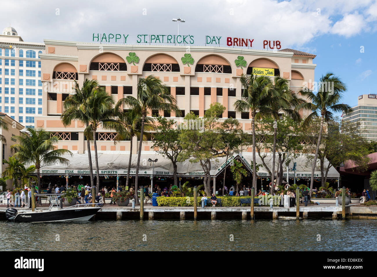 Ft. Lauderdale, Florida. Briny Riverfront Irish pub e ristorante, New River. Foto Stock