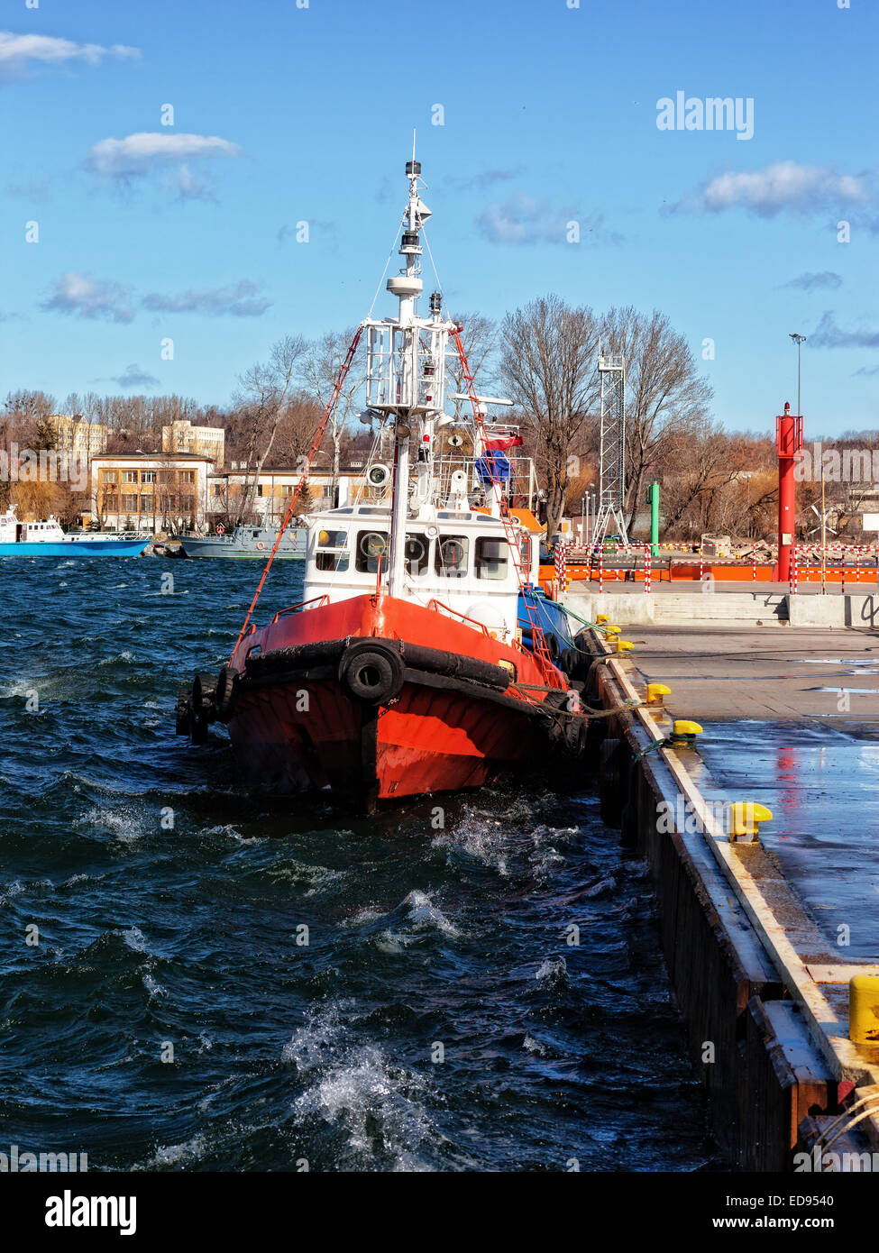 Pilota di Barca ormeggiata in banchina del porto di Gdynia, Polonia. Foto Stock