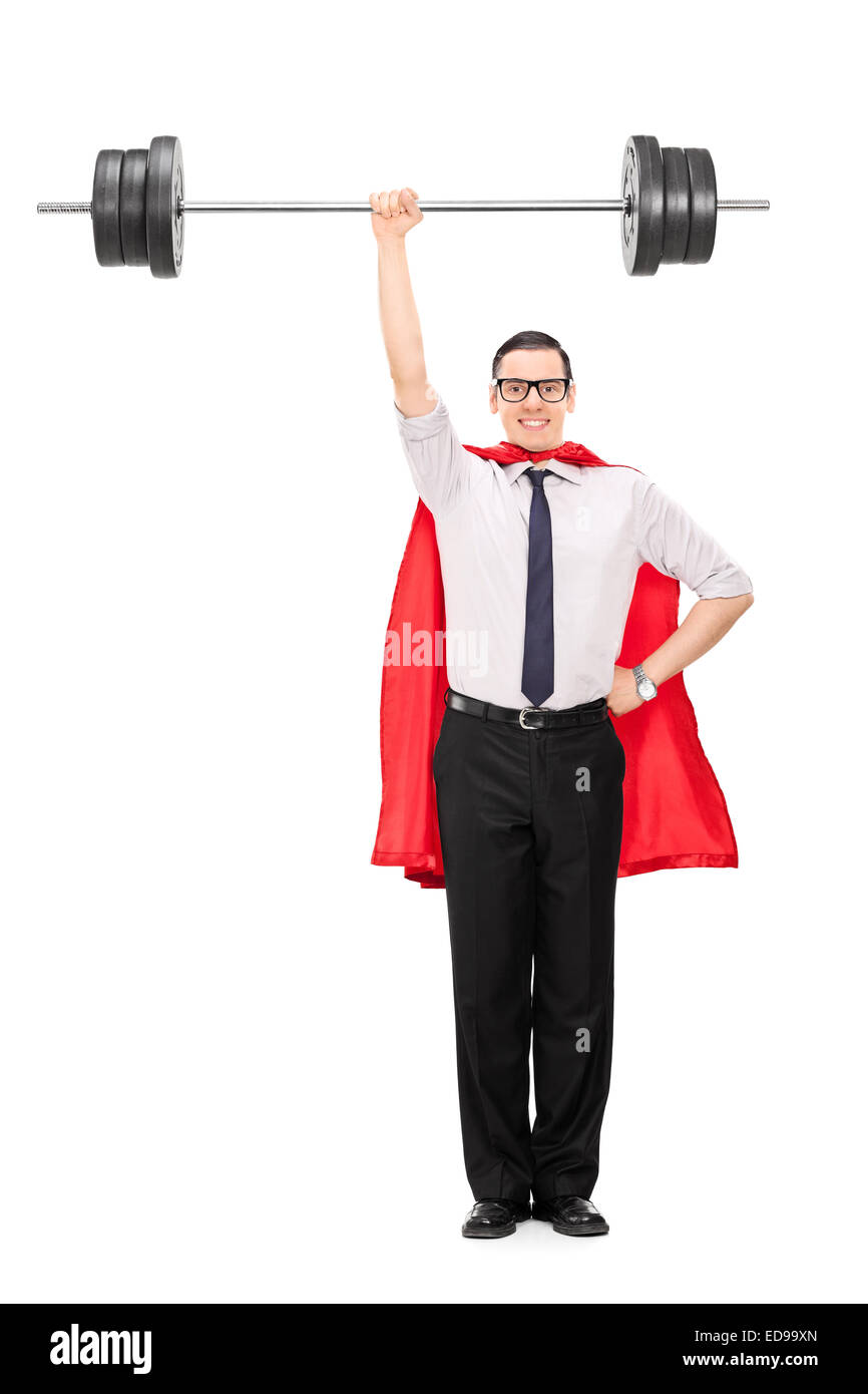 A piena lunghezza Ritratto di un supereroe tenendo un peso elevato isolato su sfondo bianco Foto Stock