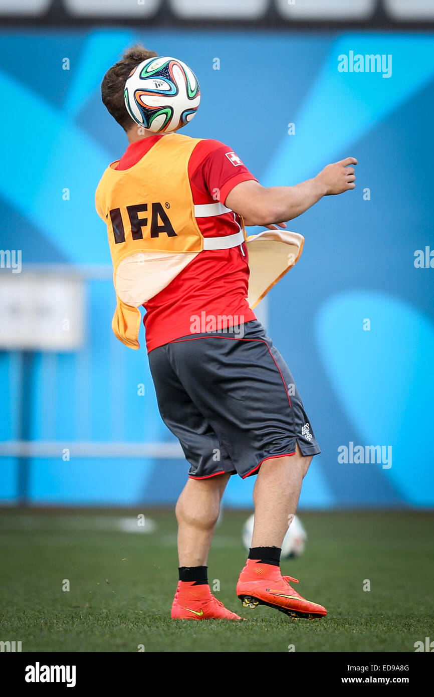 2014 FIFA World Cup - La Svizzera national football team training tenuto all'Arena corinzi, preparazione per la loro partita contro l'Argentina domani (01Lug14). Dotato di: Xherdan Shaqiri dove: Sao Paulo, Brasile quando: 30 Giu 2014 Foto Stock