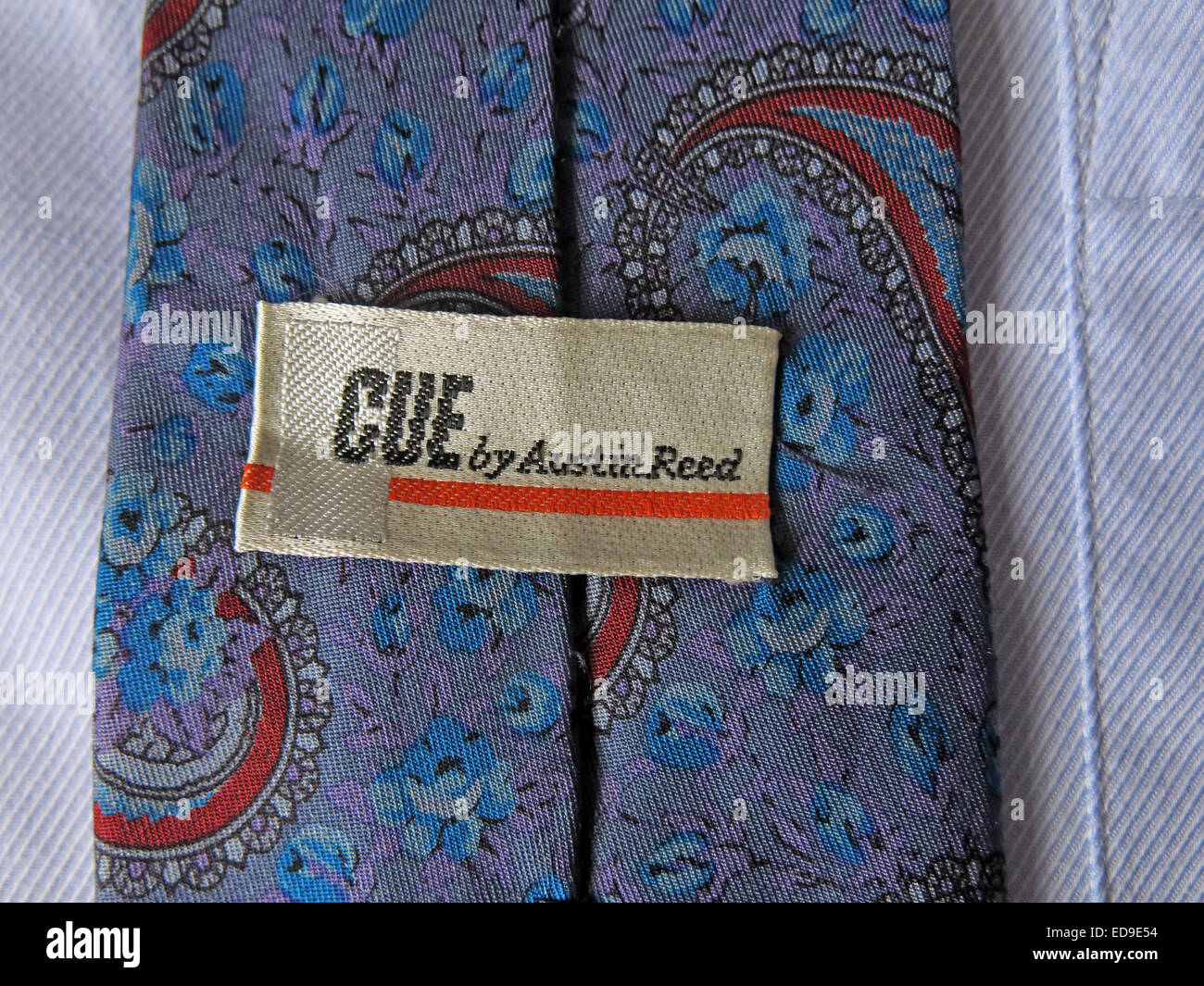 Interessante vintage Austin Reed degli anni settanta Cue tie, maschio neckware in seta Foto Stock