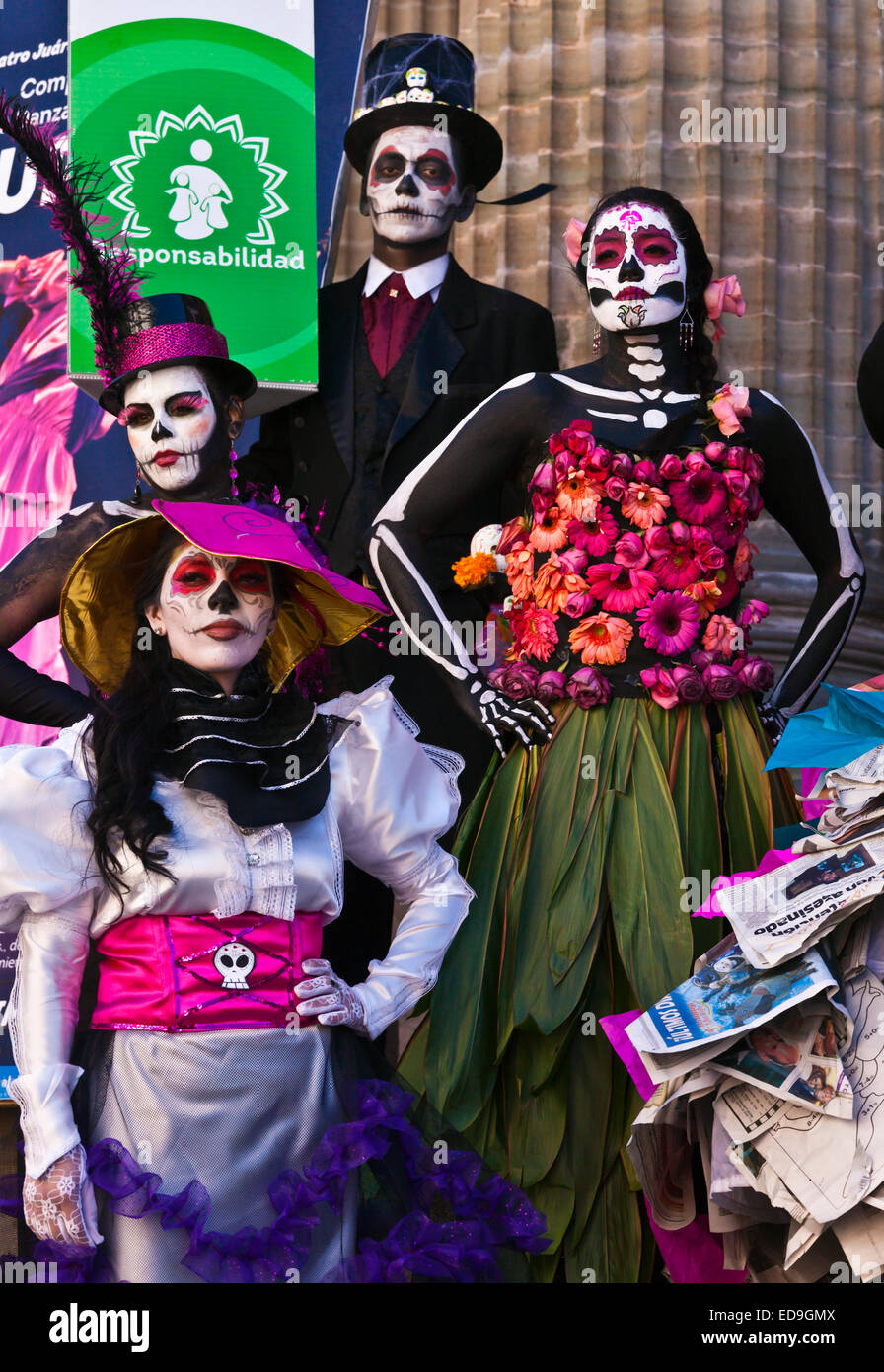 LA CALAVERA CATRINAS o eleganti teschi, sono le icone del giorno dei morti - GUANAUATO, Messico Foto Stock