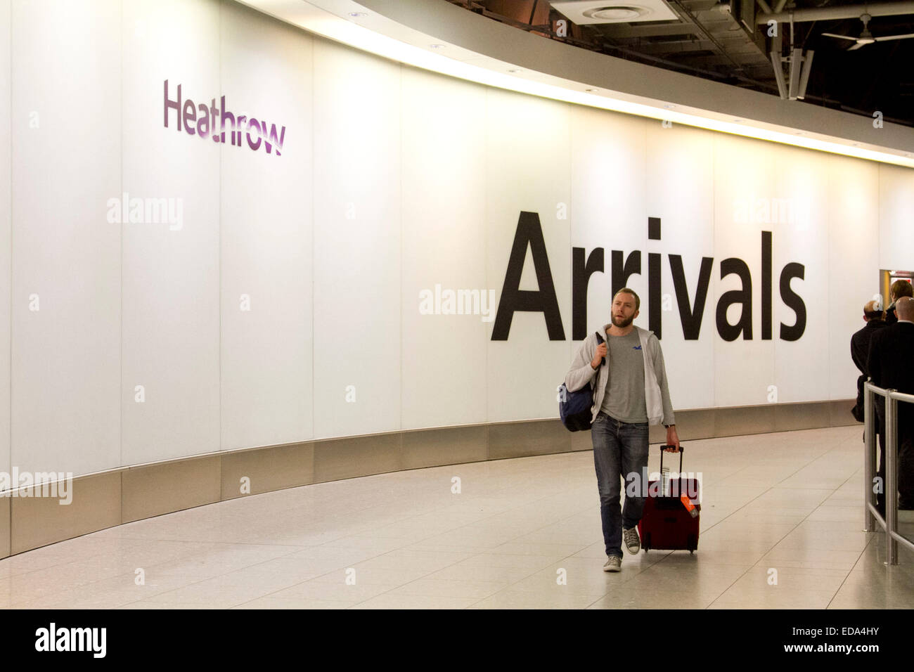 Aeroporto di Heathrow di Londra, Regno Unito il 3° gennaio 2015. Lo screening per il virus di Ebola in aeroporti deve essere riesaminato dopo un infermiere che viene trattata per il virus mortale di ritorno dalla Sierra Leone è stato permesso di lasciare l'aeroporto di Heathrow Credito: amer ghazzal/Alamy Live News Foto Stock