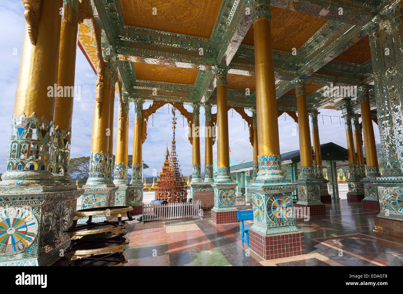 Baw Pagoda Gyo, Stato Shan, Myanmar Foto Stock