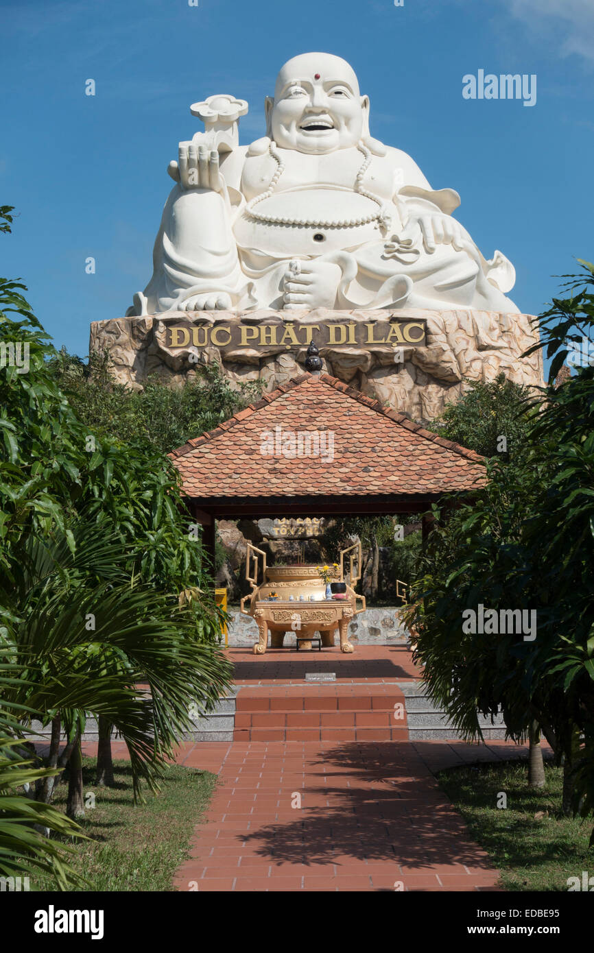 Scultura di Buddha, parco divertimenti, Vung Tau, Vietnam Foto Stock