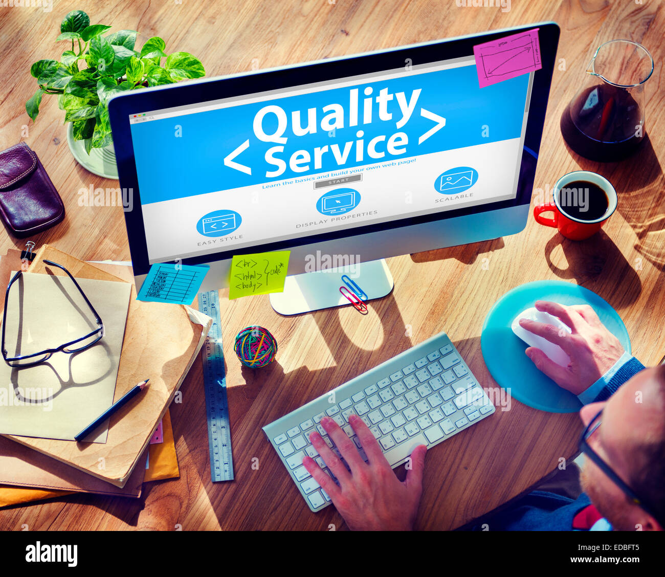 Digital Online servizio di qualità Ufficio concetto di lavoro Foto Stock