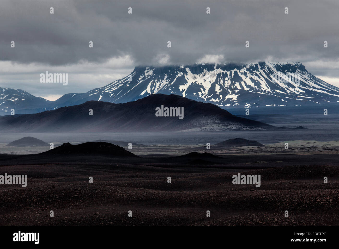 I campi di lava paesaggio vulcanico, Nord Islanda Islanda Foto Stock