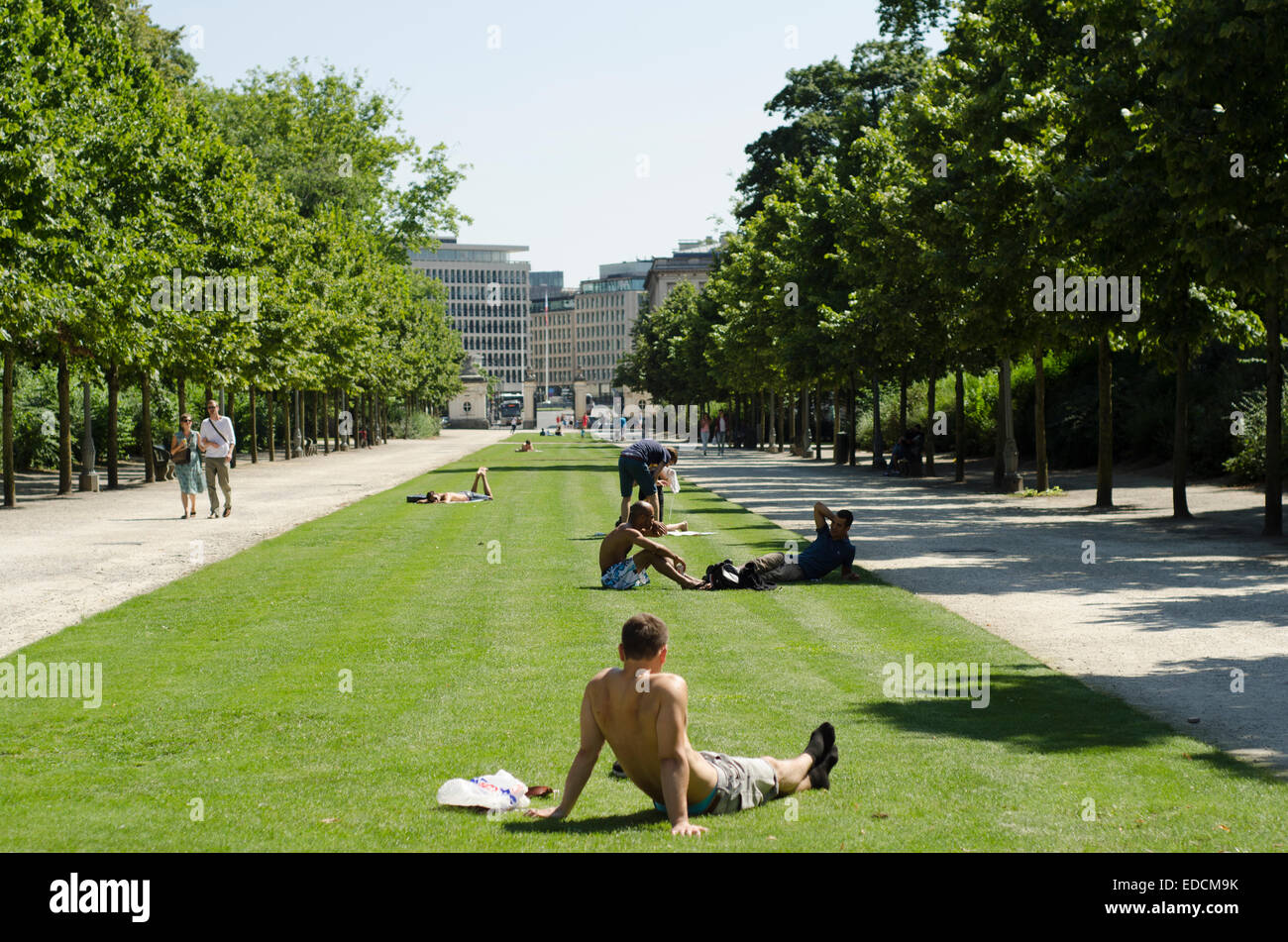 Giornata di sole nel parco Jubel Foto Stock