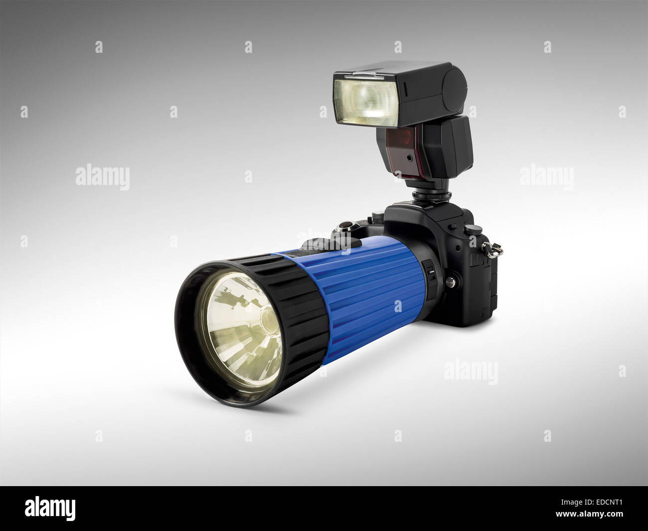 Il corpo della fotocamera dissimulata come un flash torcia luce Foto Stock