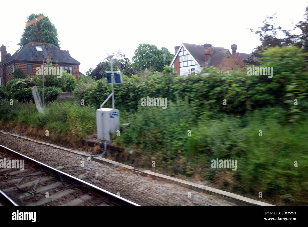 Windsor a Waterloo viaggio in treno le stazioni di contrastanti paesaggi e attrazioni per Occhi dolenti o non Foto Stock