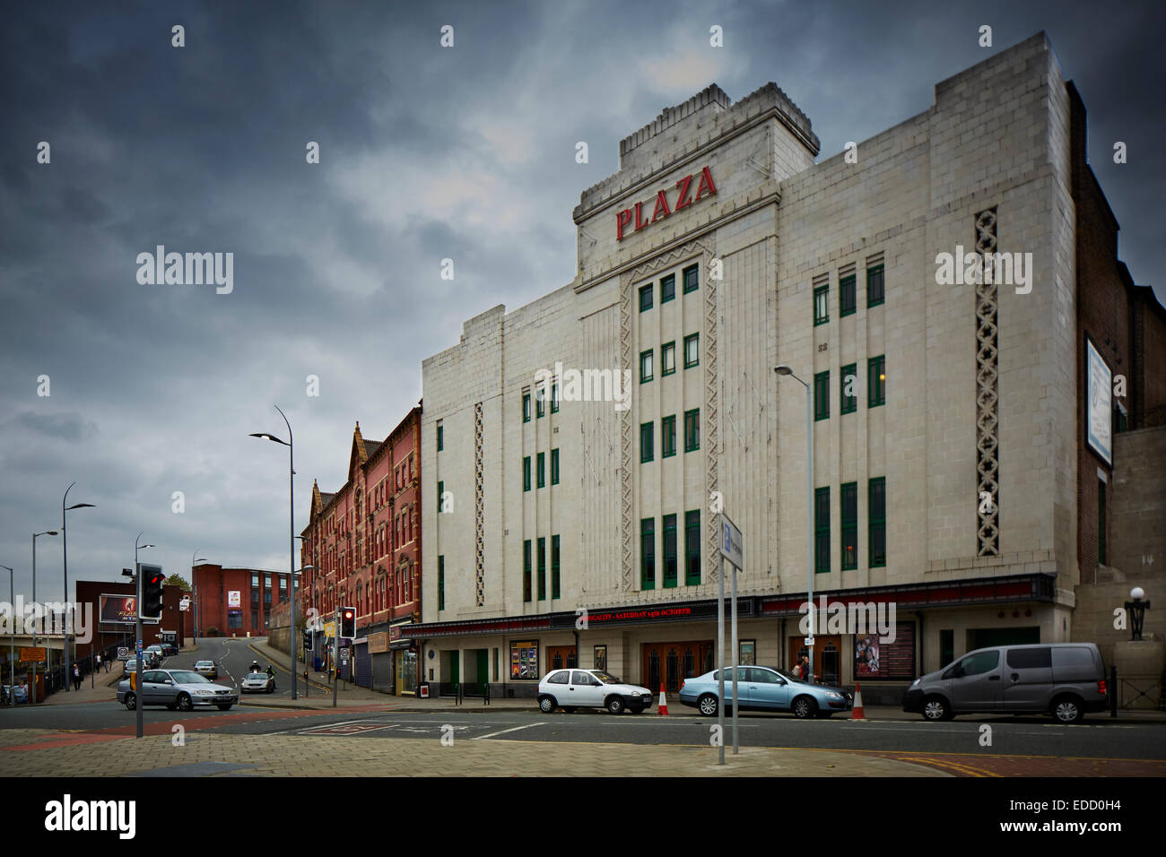 Stockport landmark Plaza esterno dell'edificio Foto Stock