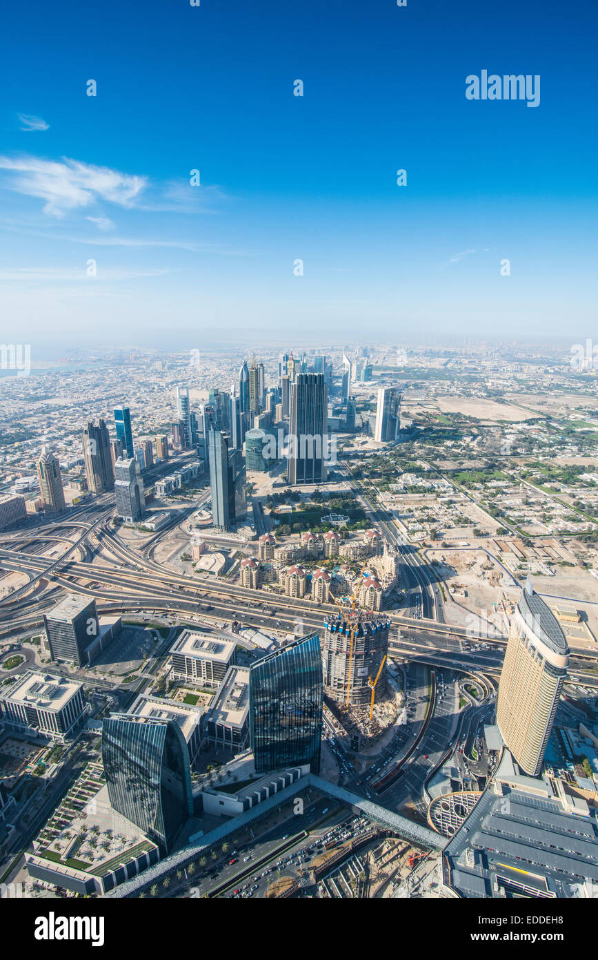 Vista dal Burj Khalifa, Dubai, Emirato di Dubai, Emirati Arabi Uniti Foto Stock