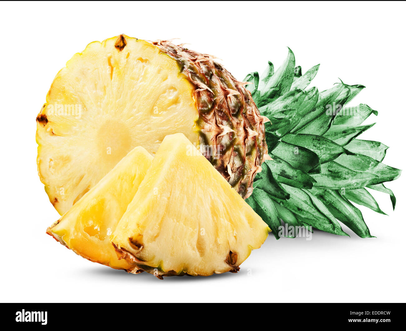 Ananas a fette isolati su sfondo bianco Foto Stock
