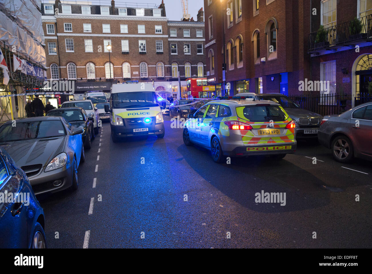 Londra, Regno Unito. 6 gennaio, 2015. "Grave incidente' - cordone di polizia off York Street (incrocio con Baker Street, London W1, Inghilterra, UK Credit: Keith Erskine/Alamy Live News Foto Stock