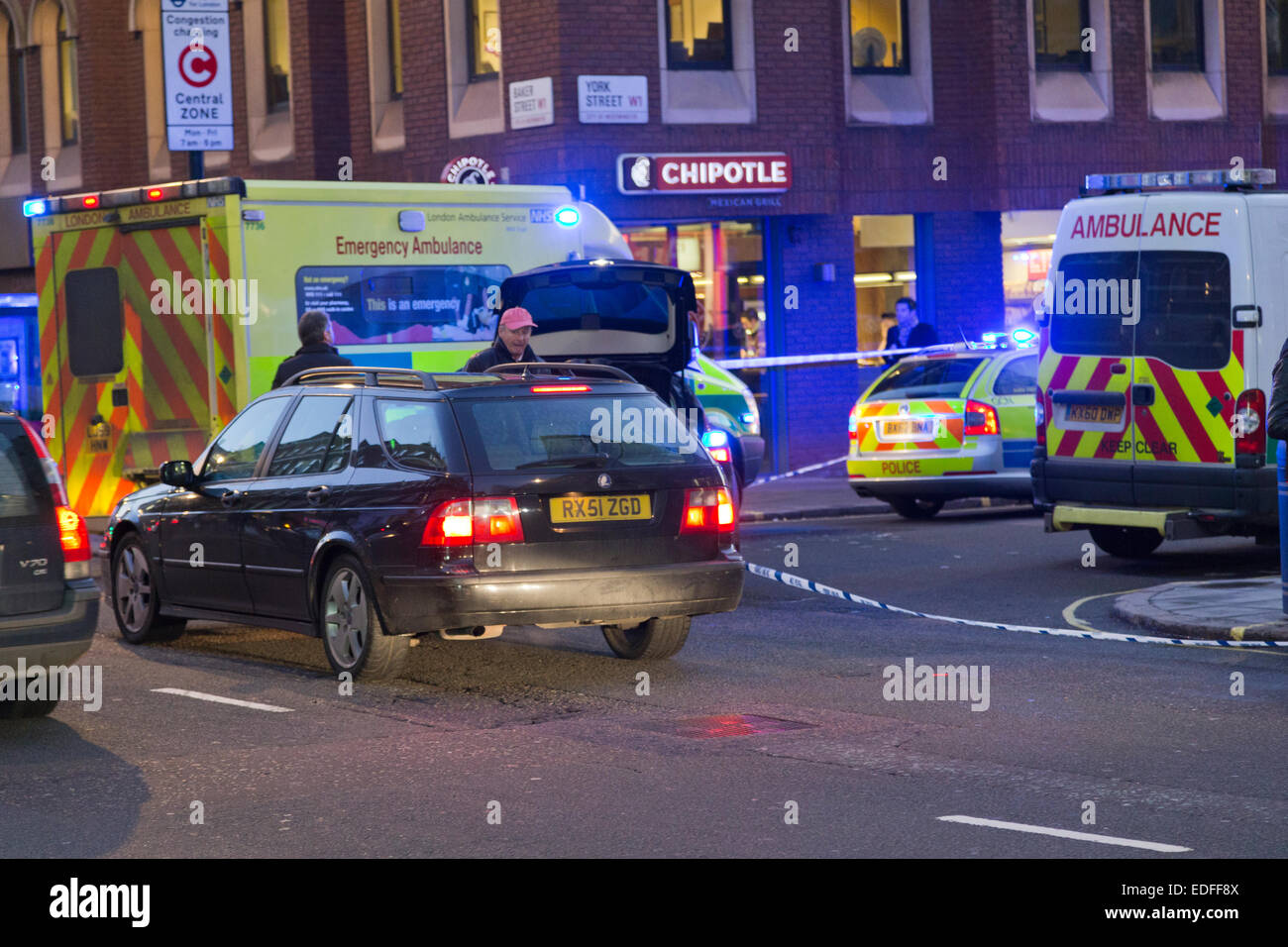 Londra, Regno Unito. 6 gennaio, 2015. "Grave incidente' - cordone di polizia off York Street (incrocio con Baker Street, London W1, Inghilterra, UK Credit: Keith Erskine/Alamy Live News Foto Stock