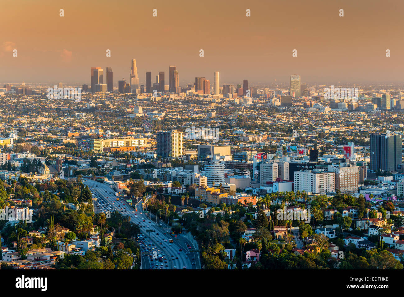 Ciity skyline al tramonto, Los Angeles, California, Stati Uniti d'America Foto Stock