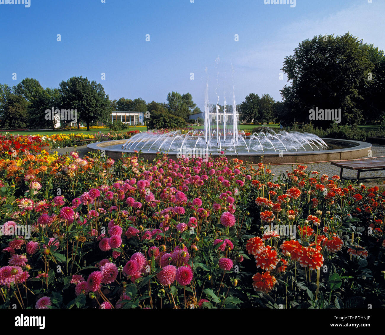 Parkanlage und Freizeitpark in Egapark Erfurt, Thueringen, ehemals iga, Internationale Gartenbauausstellung 1961 bis 1990 Foto Stock