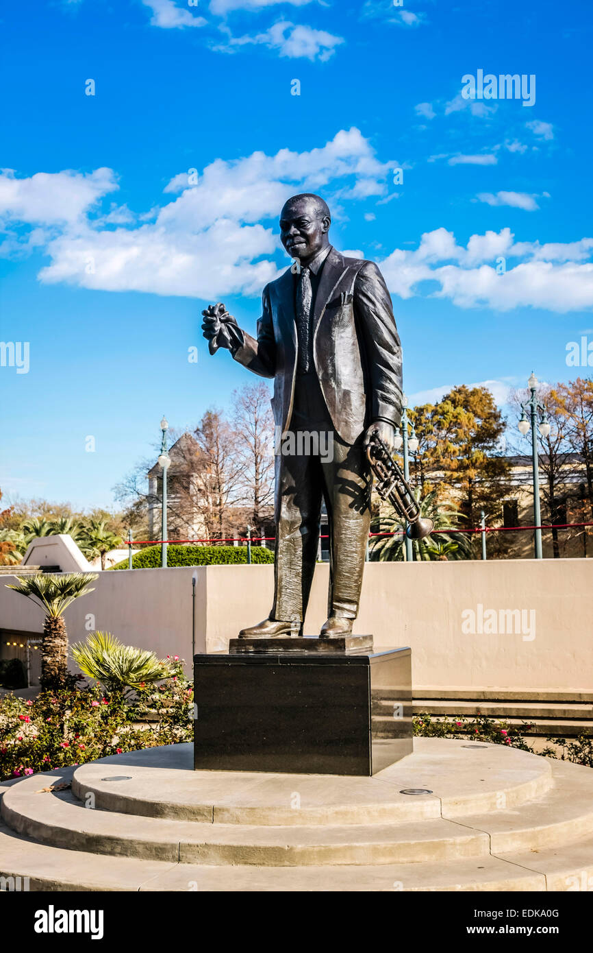 Statua di Louis Armstrong 'satchmo' in un parco a lui dedicato a New Orleans LA Foto Stock
