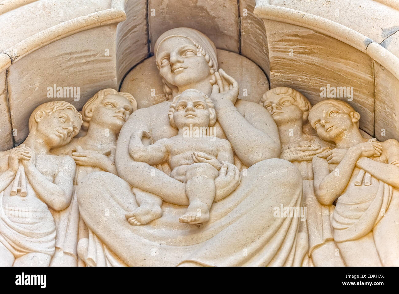 Santa Madre e bambino statua in rilievo Foto Stock