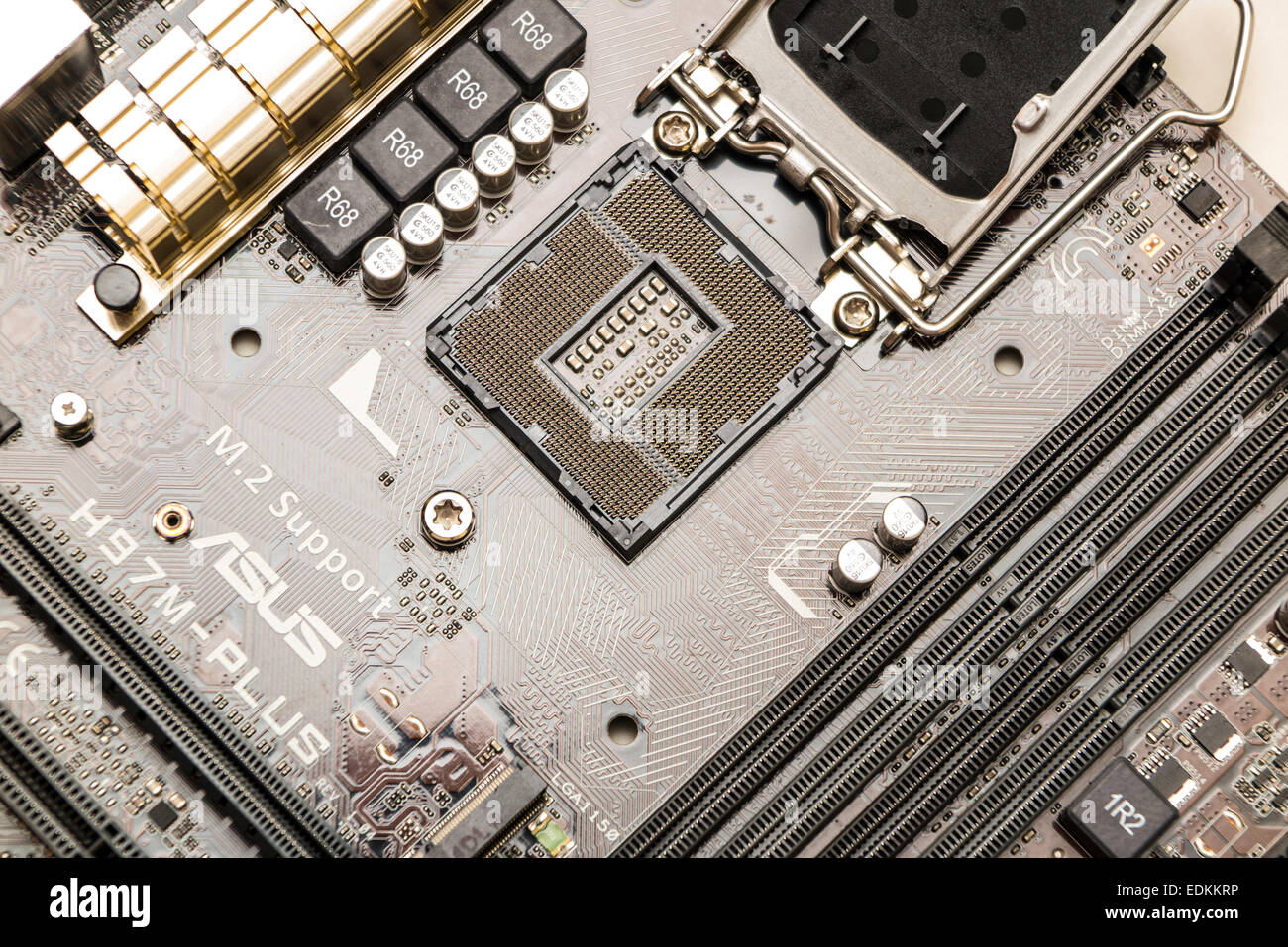 Un Asus H97M scheda madre per la quarta e la quinta generazione di processori Intel con una presa 1150 Foto Stock