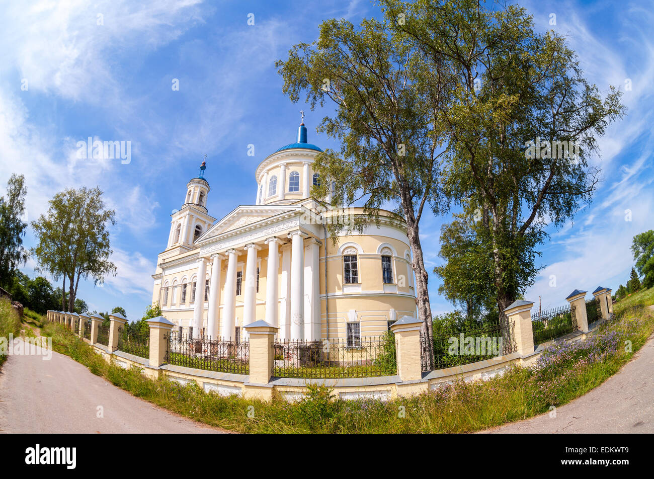 Tempio della Risurrezione nel villaggio di Selco-Karelian, Regione di Tver, Russia Foto Stock
