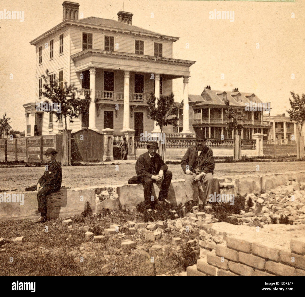 Casa dove l'Unione ufficiali erano confinati sotto il fuoco, ampia San, Charleston S.C., Stati Uniti, US, fotografia Vintage Foto Stock