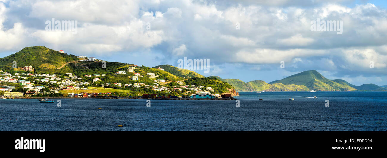 Seanic vista di Saint Kitts nei Caraibi Foto Stock