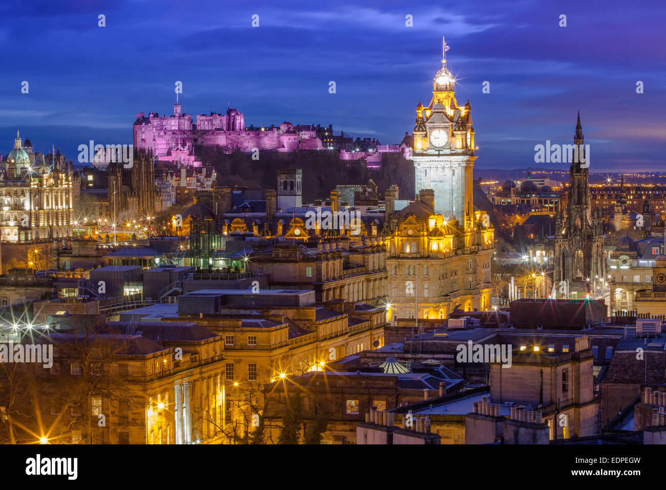 Vista sulla skyline di Edimburgo, Scozia Foto Stock