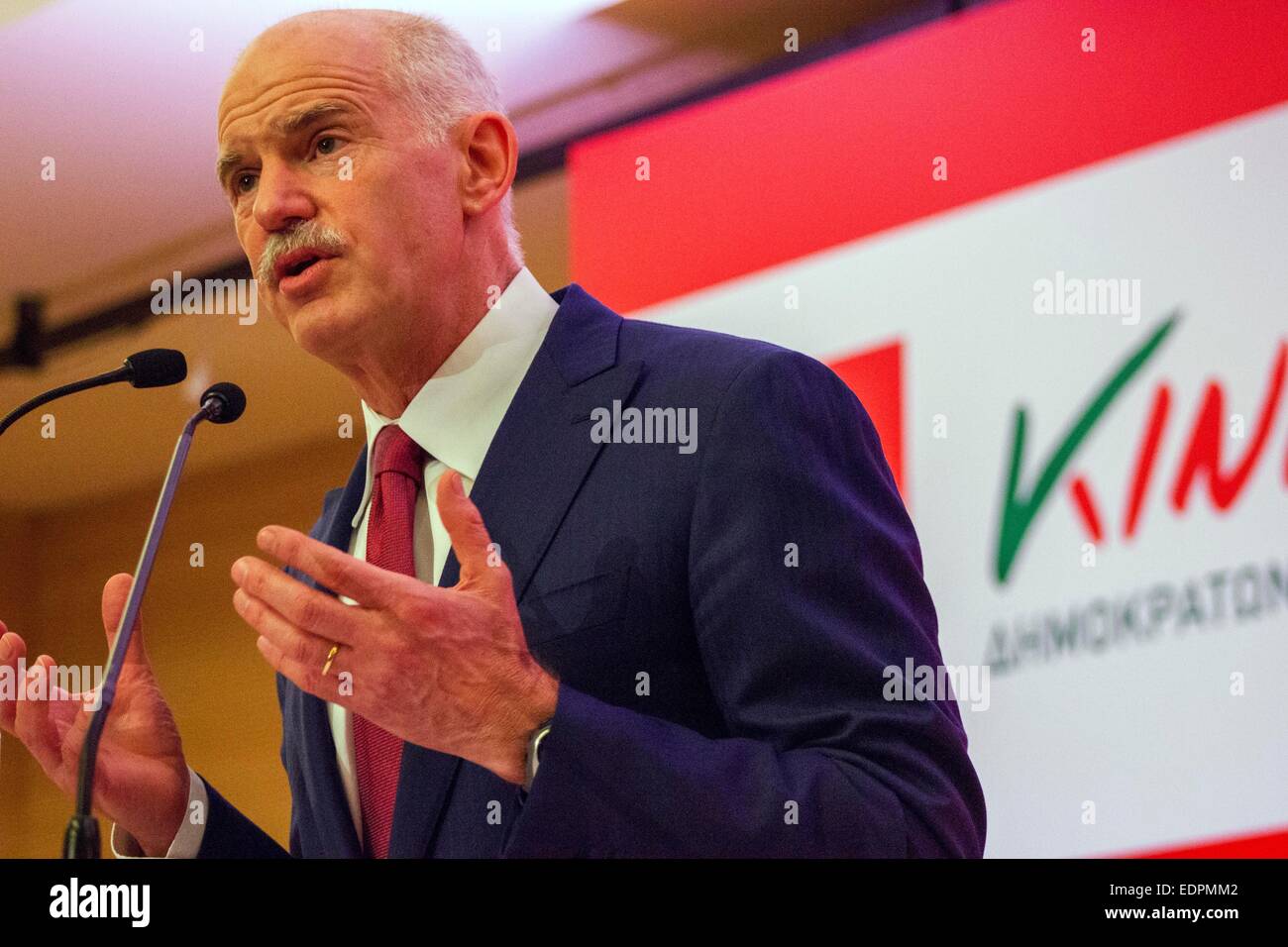 G. Papandreou, ex primo ministro della Grecia. Papandreou all annuncio del suo partito 'Movimento Socialdemocratici'. 03.01.2015 Foto Stock