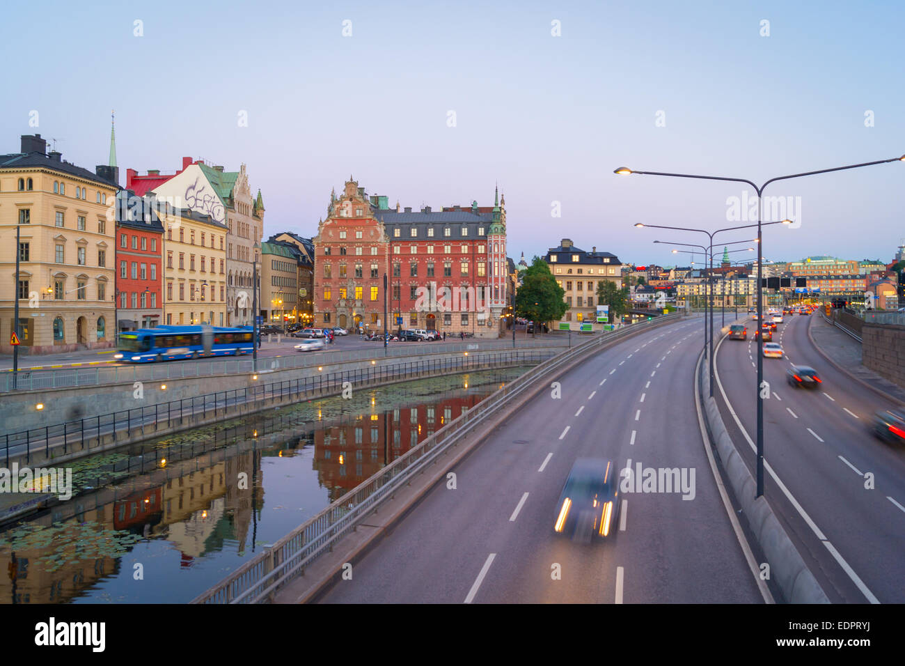 Il traffico su Centralbron. Stoccolma, Svezia Foto Stock