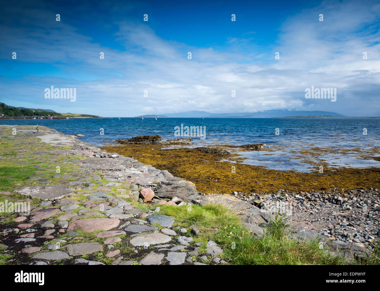 Vista su tutta la baia di Broadford sull'Isola di Skye in Scozia, Regno Unito Foto Stock