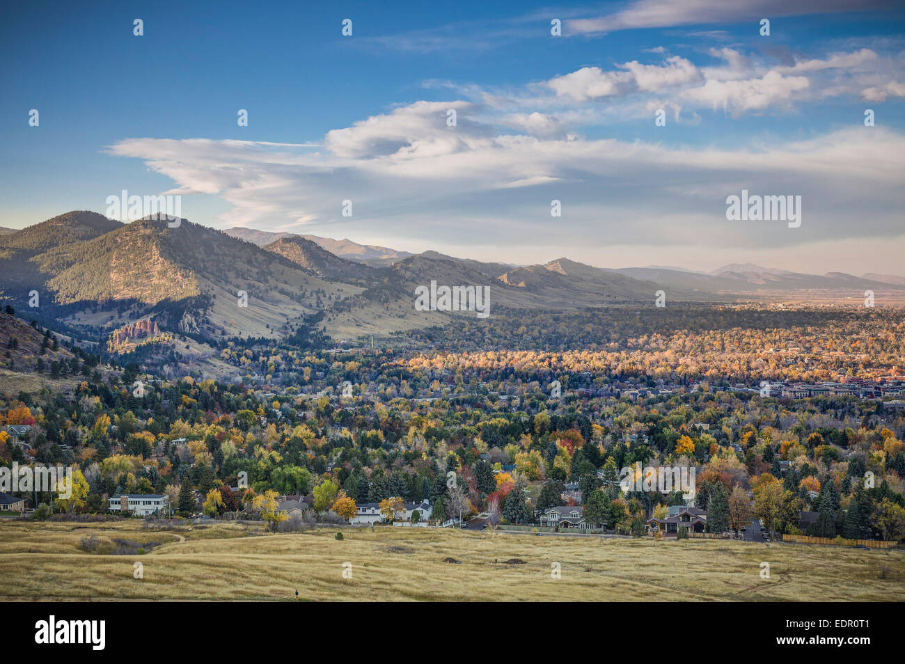 Boulder visto da Chautauqua Park in autunno. Foto Stock
