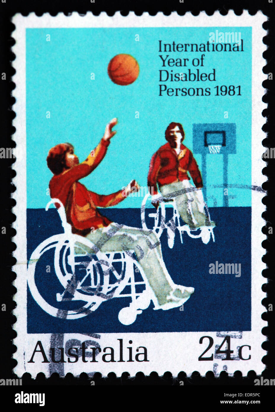 Usato e con timbro postale Australia / Timbro Austrailian 24c 1981 Anno Internazionale delle Persone Disabili basket in carrozzella Foto Stock