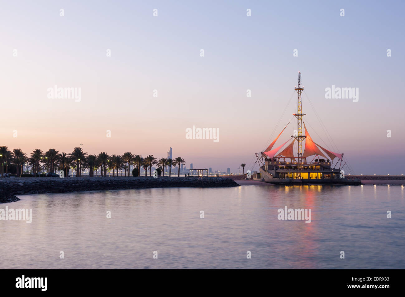 Marina padiglione onde in Kuwait Foto Stock