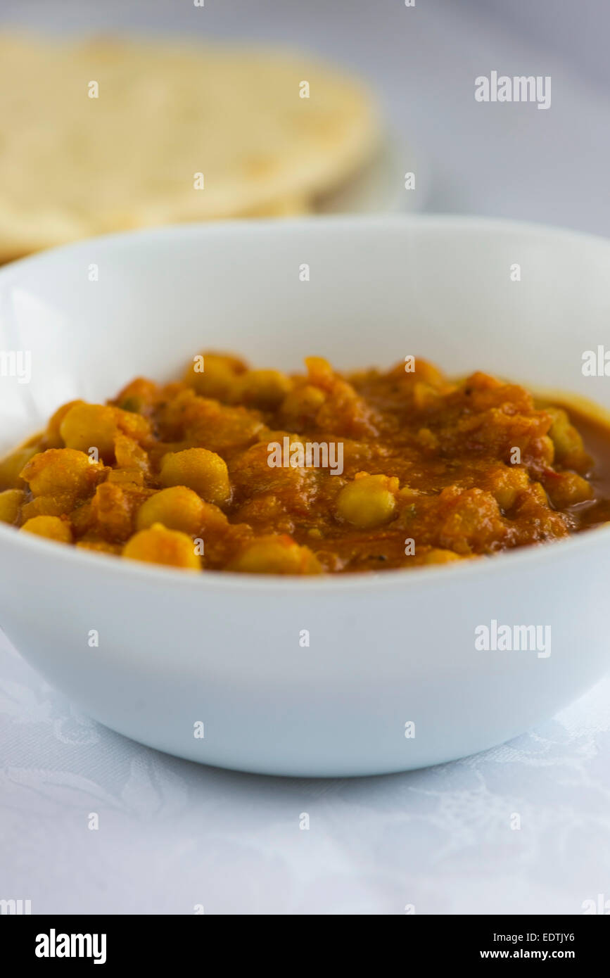 Spicy Chana Masala in una ciotola Foto Stock