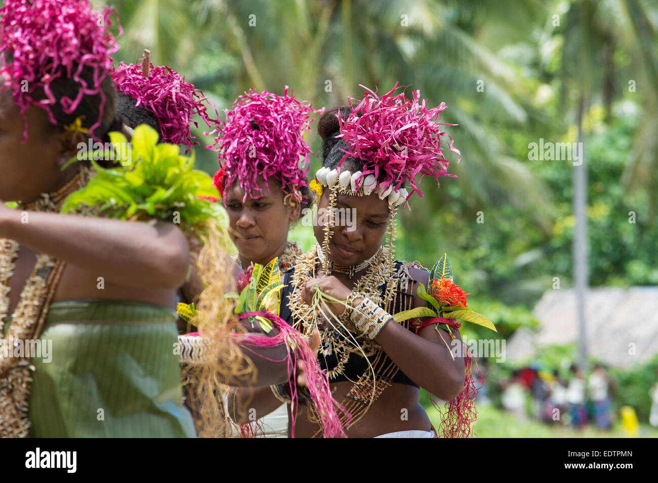 Provincia Makira-Ulawa, Isole Salomone, isola di Owaraha o Owa Raha (precedentemente noto come Santa Ana), villaggio di Gupuna. Foto Stock