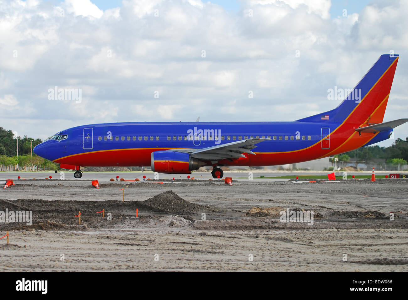 Southwest Airlines Boeing 737 jet del passeggero in Fort Lauderdale vista laterale Foto Stock
