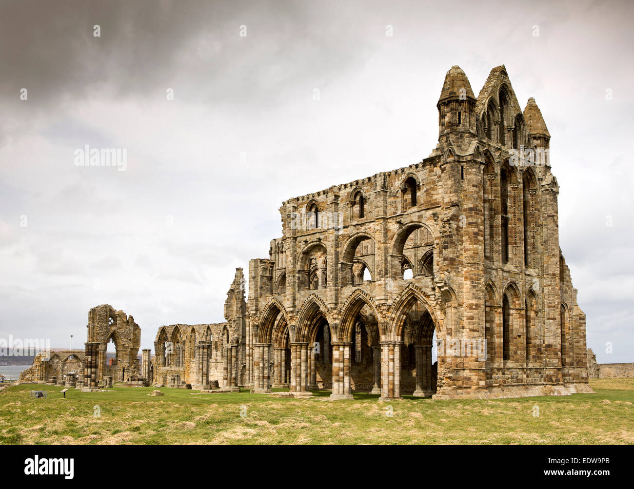 Regno Unito, Inghilterra, nello Yorkshire, Whitby Abbey rovine Foto Stock