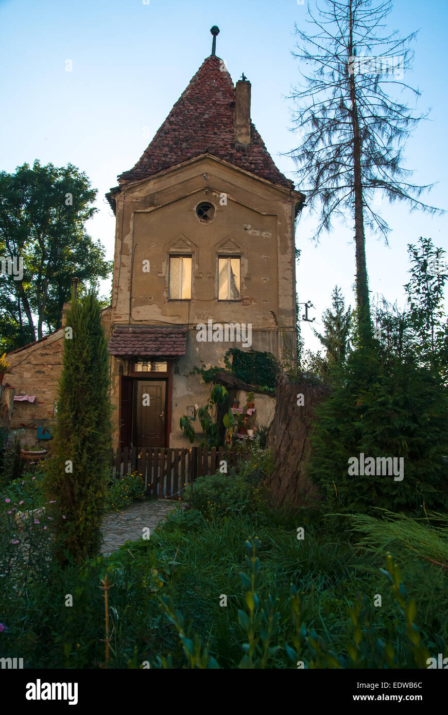 Bella casa antica nel borgo medievale di Sighisoara. La contea di Brasov, Romania Foto Stock